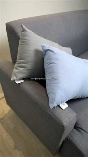 Review Bantal Coxy Adela: Empuk, Minimalis, dan Menenangkan