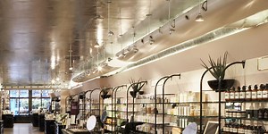 How to get freebies from the beauty counter