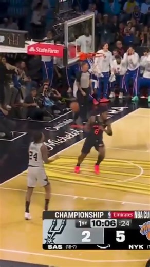 Easy dunk #nba #basketball #dunk #shorts