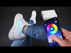 What Color are My Nike ? 😂