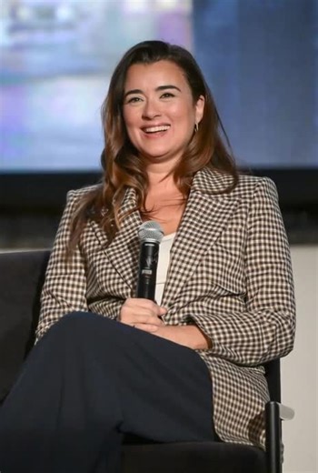 Cote de Pablo y Ziva David: Agradecimientos especiales