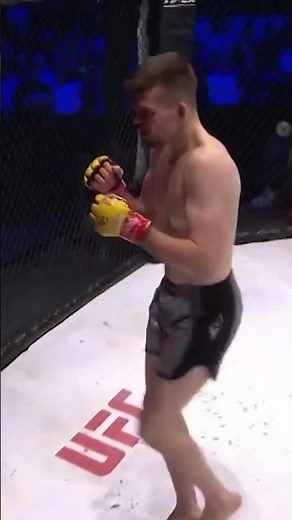 Harry 'Houdini' Hardwick Brings MAGIC to the Cage 🪄👊