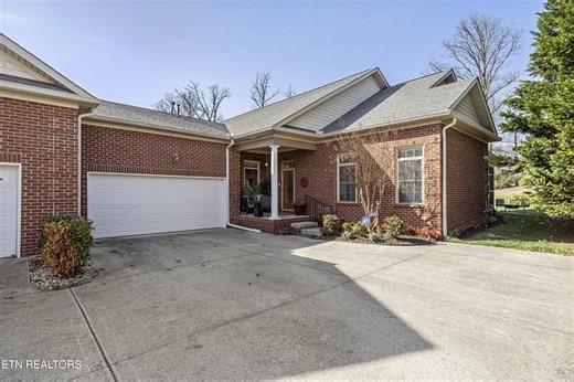 1892 Mountain Dr, Lenoir City, TN 37772 | Estately 🧡 | MLS# 1332615