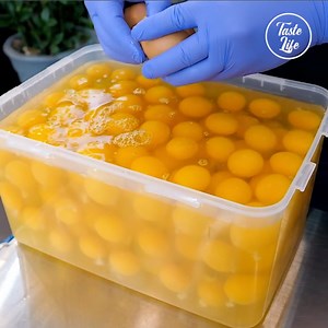 66M views · 105K reactions | Making giant green tea castella cake with an enormous quantity of eggs! Credit: Soon Films (youtube.com/c/soonfilms) | Taste Life | Facebook