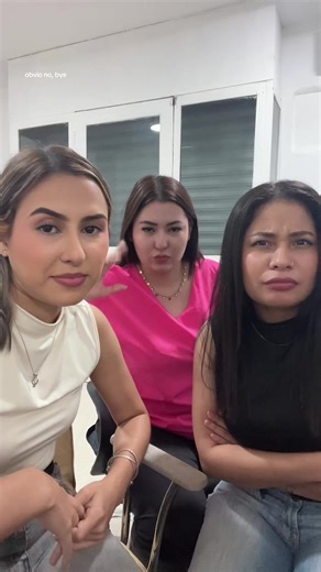 Coreano? jajajaja no pudimos @Karla Álvarez @Alejandra Palacios💗