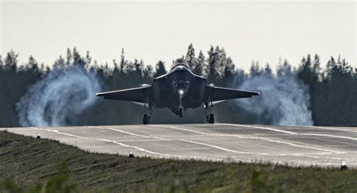 Italy Eyes F-35 Highway Operations as Critical War Capability, Implementation Proves Complex  | Defense Express