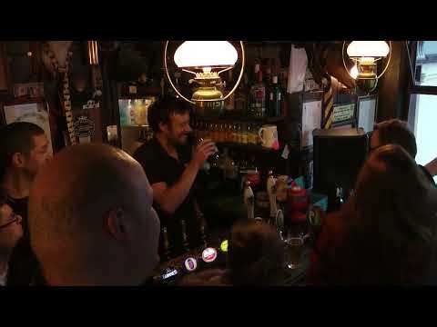Kunt and the Gang - Live in Britain's smallest pub