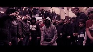 JETZT ONLINE!!! AZAD - NACH VORN feat. Calo https://youtu.be/qxujx8l8eSU | AZAD Support