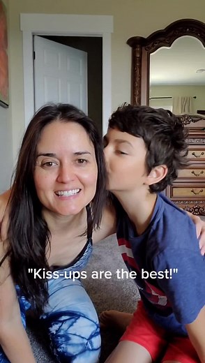 💕 #exercise #fitmom #mommyson #situps