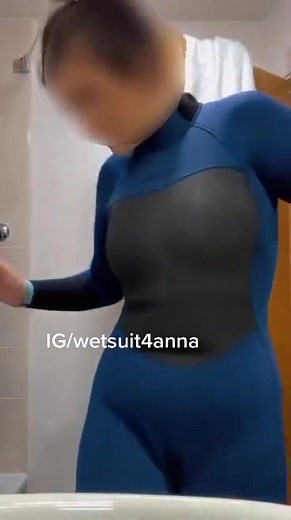 Check bio for more 🤍 #wetsuit #wetsuitgirl #scuba #wetsuitlover #rubber #triathlon #scubagirl #scubadiving #surf