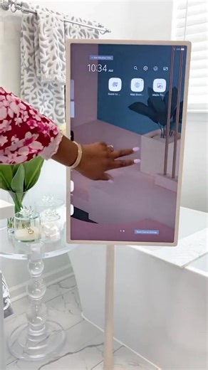 Netflix in bed? Check. Zoom calls in the kitchen? Check. Gaming on the balcony? Done. This isn’t just a screen — it’s a 32" touch-controlled, Smart TV that goes wherever you do. No mounts. No cables. No limits. Your couch is no longer the only place to binge. | MaxView