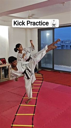 Kick practice 🥋 #karate #karatekid #karateindia