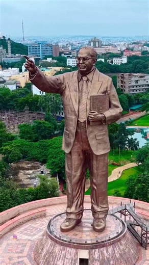 The biggest statue of world
