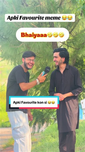 Funny Answers😂😂support kro yr😂❤️#supportmetiktokfamily #foryoupage #virlgonew #10millionviews #viralvideo