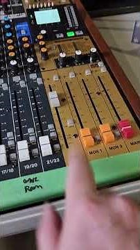 Route Your Mixer Through REAL Outboard Gear #audioequipment #audiointerface #recording