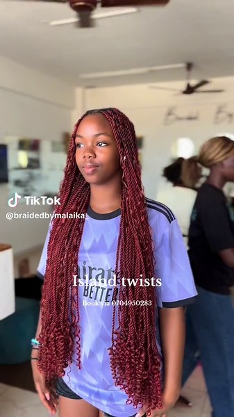 Professional Knotless Twist Braids in Kampala