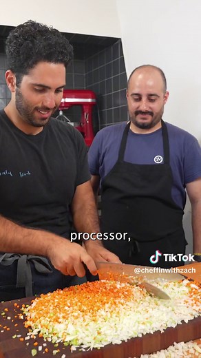 An Italian chef shows me how he makes his lasagne at his restaurant #lasagna #pasta #italianfood