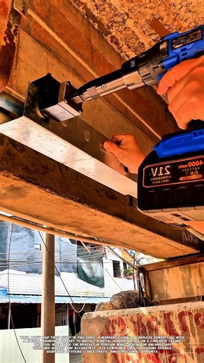 Smart Ceiling Installation Tool | Fast & Efficient Construction Hack.
