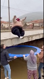 Ya sabemos que el trampolín es de excelente calidad 😮‍💨 | Luis Angel Robelo