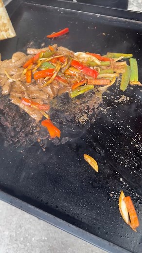 15K views · 115 reactions | Perfect family dinner! We absolutely LOVE making Steak Fajitas on the griddle! That sizzle can’t be matched, except maybe by the amazing flavors of the perfectly seasoned marinated steak! *Check out the recipe in the comments below!!⬇️ #pitbossnation #cooking #recipe #Dinner | WALTWINS | Facebook