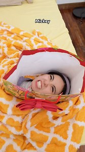 60K views · 981 reactions | Have you ever pranked your sibling? #yaey #home #sibling #pranks #gift | Im_siowei | Facebook