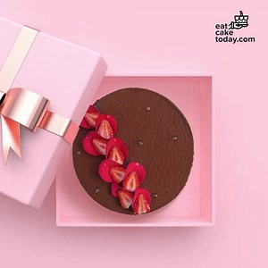 3.5K views | "Ma, your heart is more gold than the gold itself. I love you."❣️ . Mother - A walking miracle who acts like the root to every children she has, deserves all the love in the world because that's the best gift in return she can get.  .  https://www.eatcaketoday.com/collections/mothers-day-collection | Eat Cake Today | Facebook