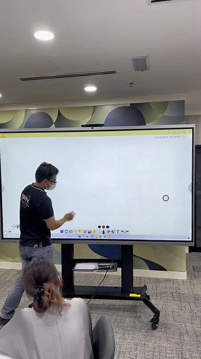 Arvia Smartboard: Latest Technology for Education