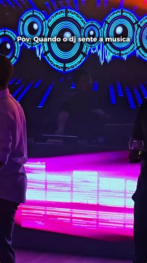 ja viu algum dj assim? kkk #performance #viral #dança #djkristofferavelar #dj