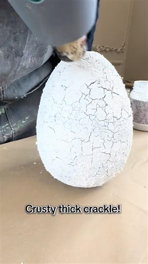 Cracking Easter egg with woodubend & Posh Chalk crackle