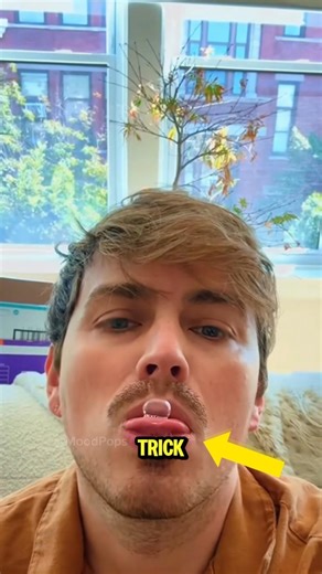 easy trick to make bubbles from the tongue 😯