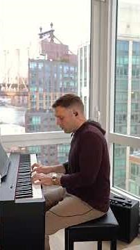 Piano Pro Moves: Rocket Man by Elton John (with Vocal)