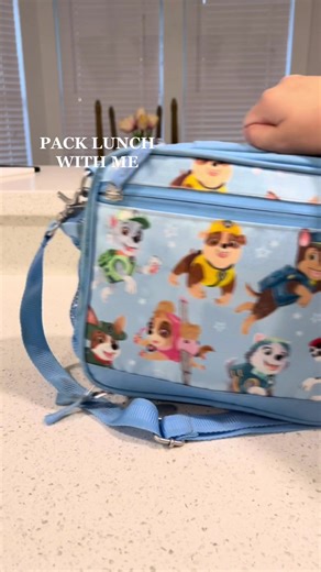 Paw patrol theme lunch 🐶 #pawpatrolobsessed #toddlersoftiktok #packmykidslunchwithme #schoollunchideas #preklunch #lunchideas #schoollunchideas #easyschoollunch #potterybarnkids #pbk