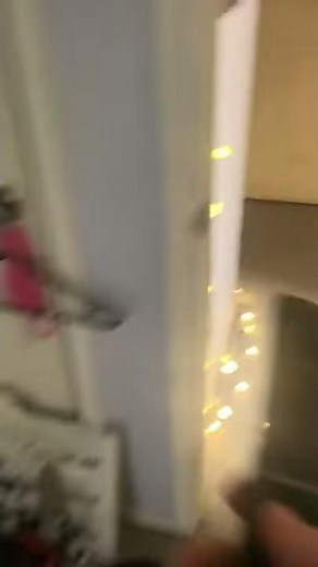 Samsung smart TV start up with voice guide?