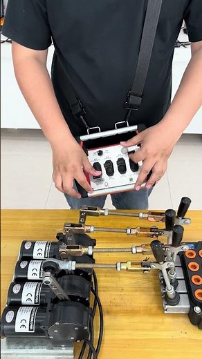 12V/24V Waterproof clutch telescopic motor radio remote control Truck Cranes#fassi #crane