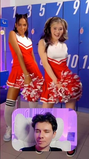 This is crazy, they're still dancing while crying 😣