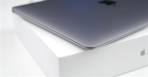 12-inch MacBook vs 15-inch MacBook Air: Which would you buy?