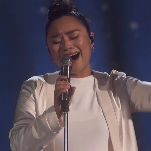 AGT 2025 Winning Performance! | Alyssa Jones