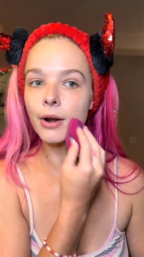 31K views · 756 reactions | Different customers at werk part two! | Charm Daze | Facebook