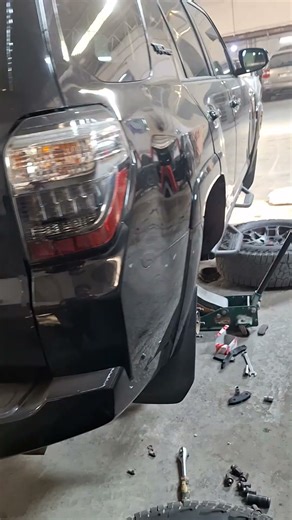 toyota 4 Runner 2017 model 60 speed break vibration