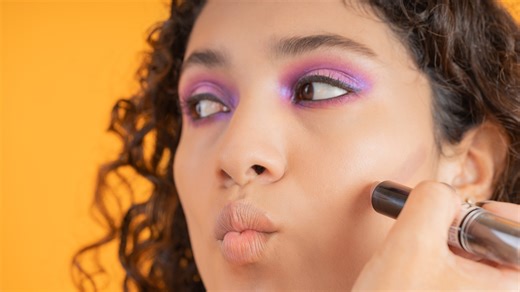 I'm a burlesque dancer & wear stage makeup, my cleansing routine removes it all