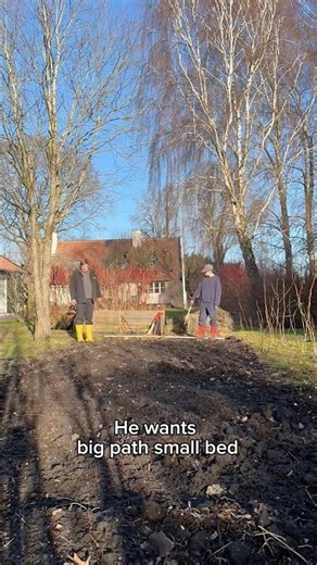 How to get a toddler to help in the garden? (no-dig)🥕