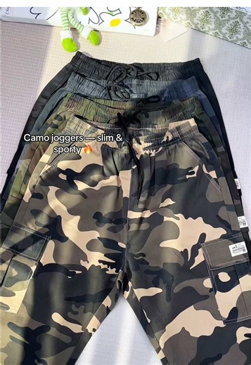 Camo joggers — slim & sporty 🔥 #camojoggers #mensfashion #streetwear #sportstyle #slimfit