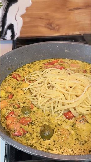 🤍 Creamy Tomato Pesto Pasta