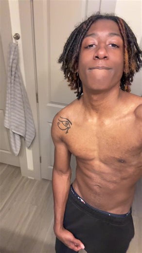 #streamer #whomademal | streamer