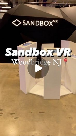 Jelli w/ The Spots on Instagram: "This was so fun ‼️ Sandbox VR @sandboxvr Woodbridge NJ 📍 Www.sandboxvr.com #virtualrealitygames #Gworlsnight #Datenight #skyboxvr #Foodie #Njeats #Woodbridge #ɪɴsᴛᴀɢᴏᴏᴅ #blogger"
