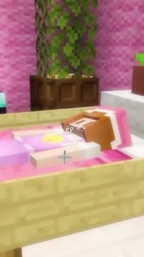 ぴのちゃんは私を救ってくれた。 私は1年前くらいにすごいいやがらせをされてて、まぁ最初は大丈夫だけどだんだんと辛くなり限界が近ずいていた。 、1年は耐えれたけど2年目は限界まで来てたんだ。 3年の時には限界がもう爆発して辛くて毎日泣いていた。 なにもかもわからなかった。ただ生きる道しかないんだと思って一生懸命生きてた。 私はそれなりに生きてた辛くてもしんどくてもずっと我慢してきてやって休める。 不登校になり自分が何かわからなかった。 それからずっと笑えないし、家族や友達には責められるしほんとにつらい。 状況も知らないのにそんなに責めないでよ、。 毎日（学校行け）ばっか言われてその言葉もう飽きた。 この世界から消えたいなんて何十回だって思ったことある。 その時に久しぶりにYouTube開いて見たら面白そうな動画を見つけたんだ。 その動画を見た時。 笑えない辛い私を笑わせてくれたんだ。 本当に運命の人なんだなって。 だから私は救われた。 ぴのちゃんに救われたんだ。