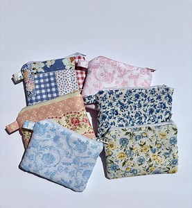 Quilted Keychain Wallet: Handmade Cotton Zipper Pouch Card Holder - Etsy