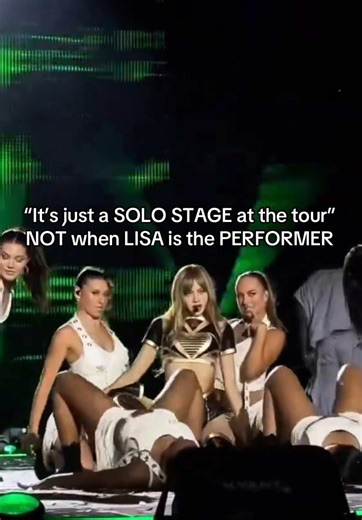 LISA's Unforgettable Solo Stage Performance Insights