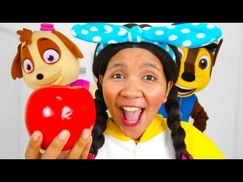 Apple Apple, Red Red Apple | Nursery Rhymes & Kids Songs