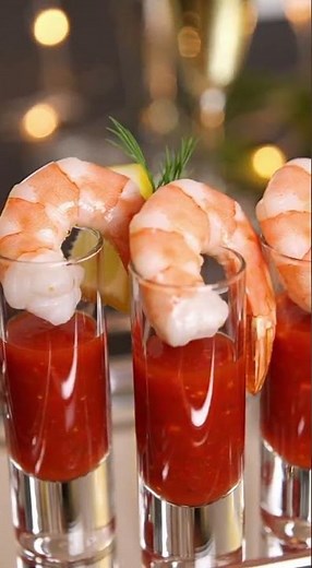Shrimp Cocktail Shooters | Easy New Year's Eve Appetizer 🥂